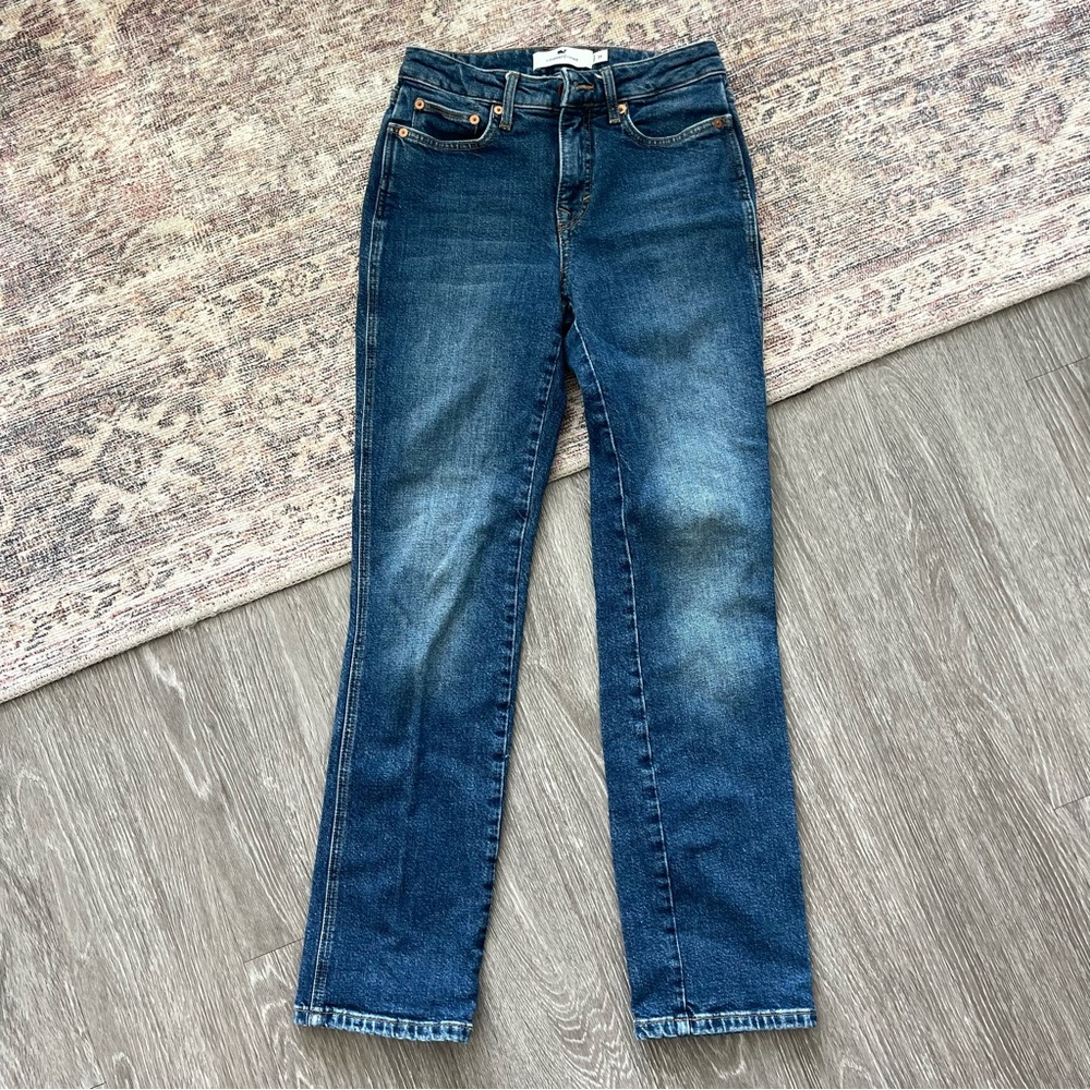 Vineyard Vines High Rise Straight Jean